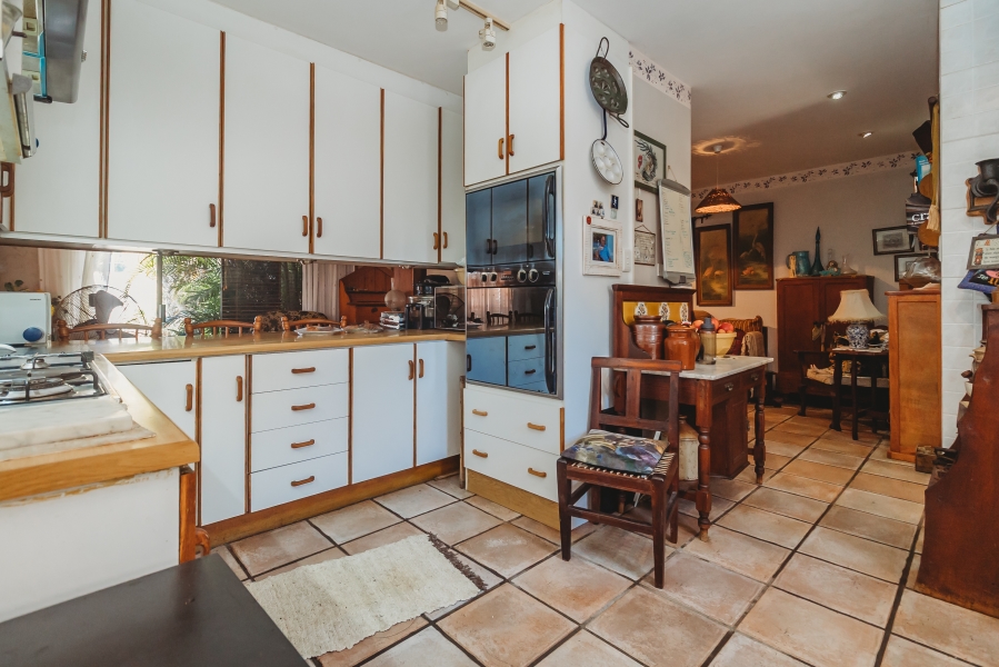 7 Bedroom Property for Sale in Outeniqua Strand Western Cape